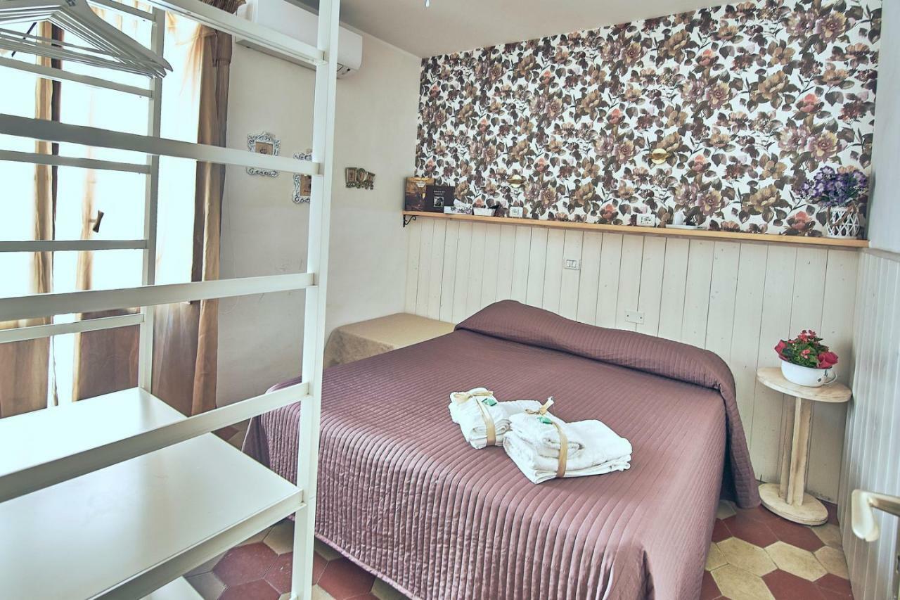 B&B Del Castello San Benedetto del Tronto Extérieur photo