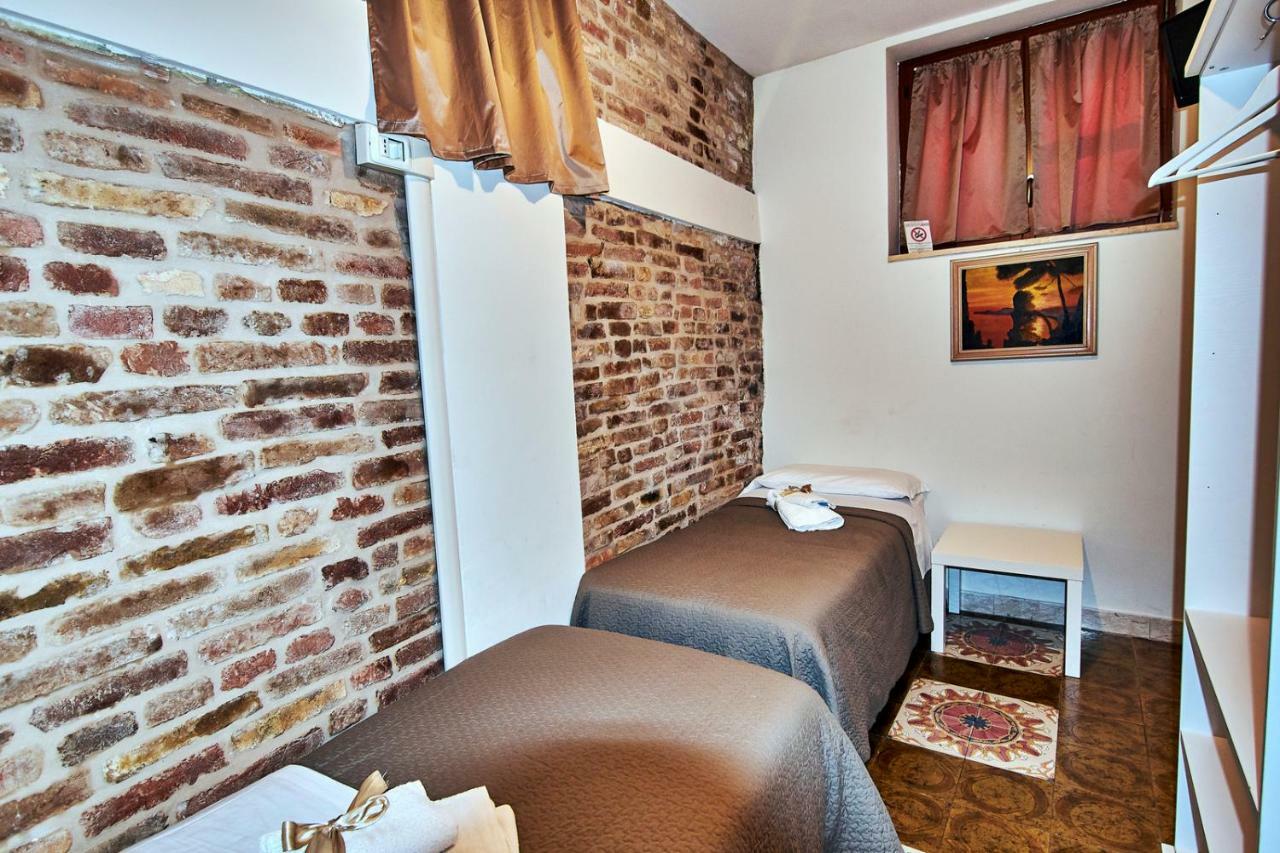 B&B Del Castello San Benedetto del Tronto Extérieur photo