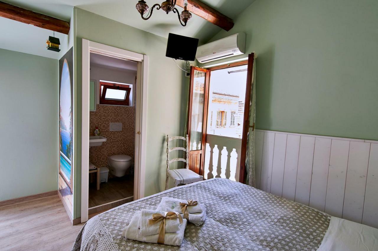 B&B Del Castello San Benedetto del Tronto Extérieur photo