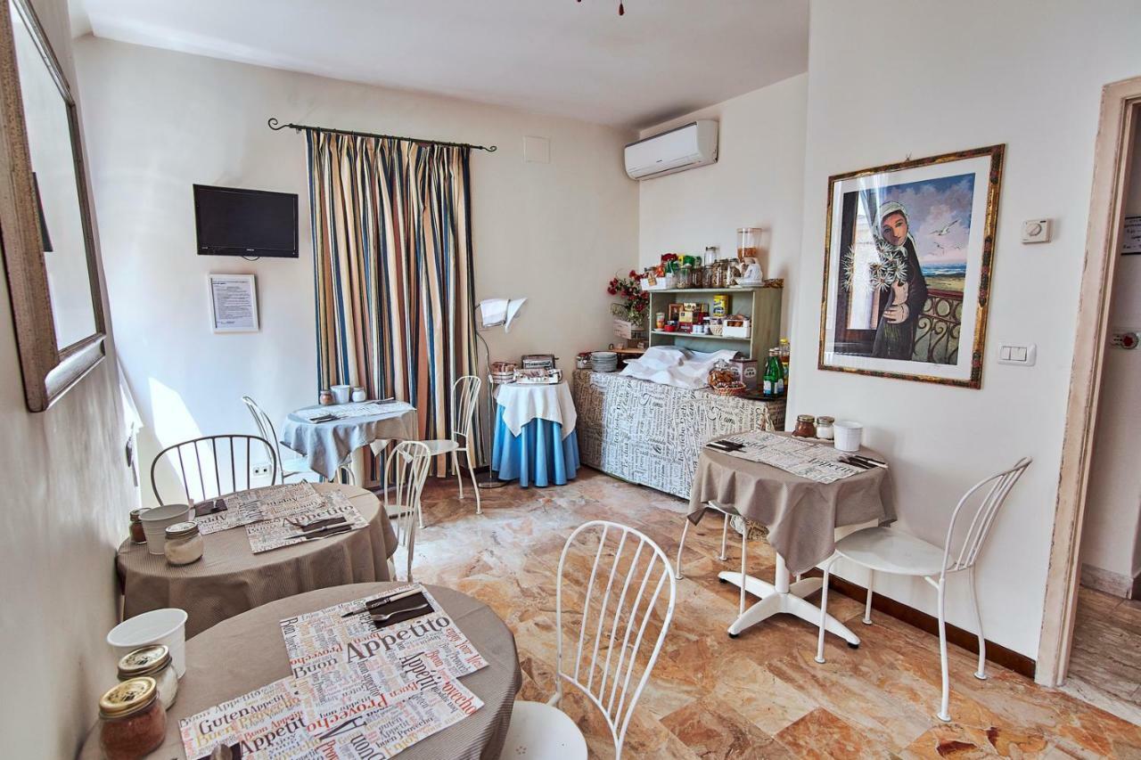 B&B Del Castello San Benedetto del Tronto Extérieur photo